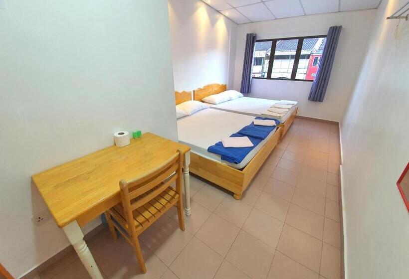 اتاق خانوادگی, Grand Star