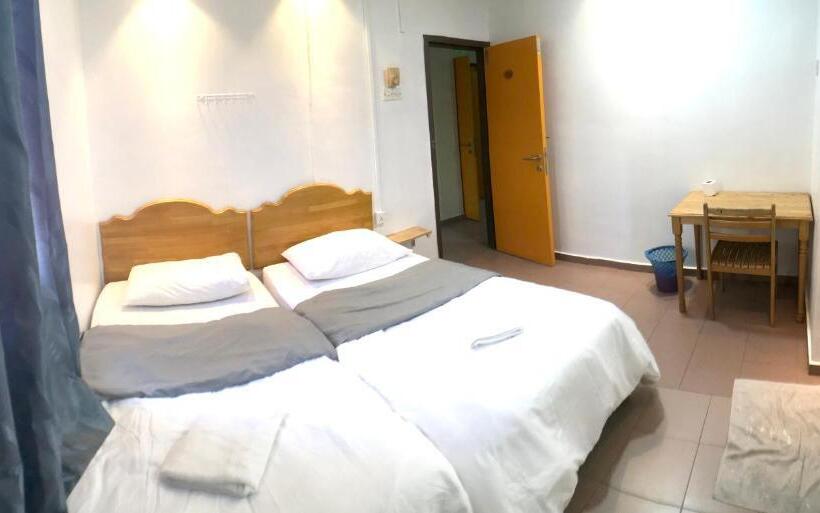 اتاق استاندارد, Grand Star