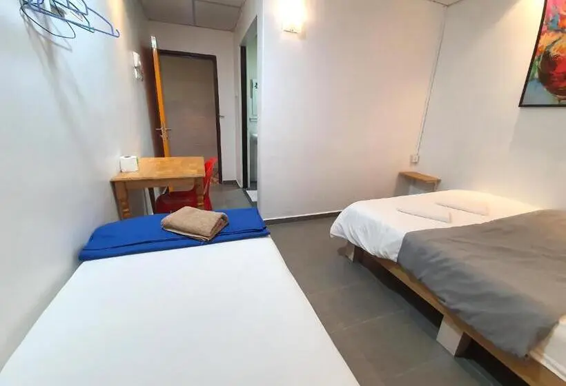 Habitació Triple Deluxe, Grand Star