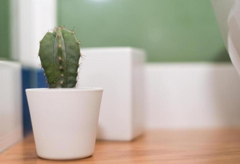 Номер Стандарт с Балконом, Sorrento Stylish Rooms