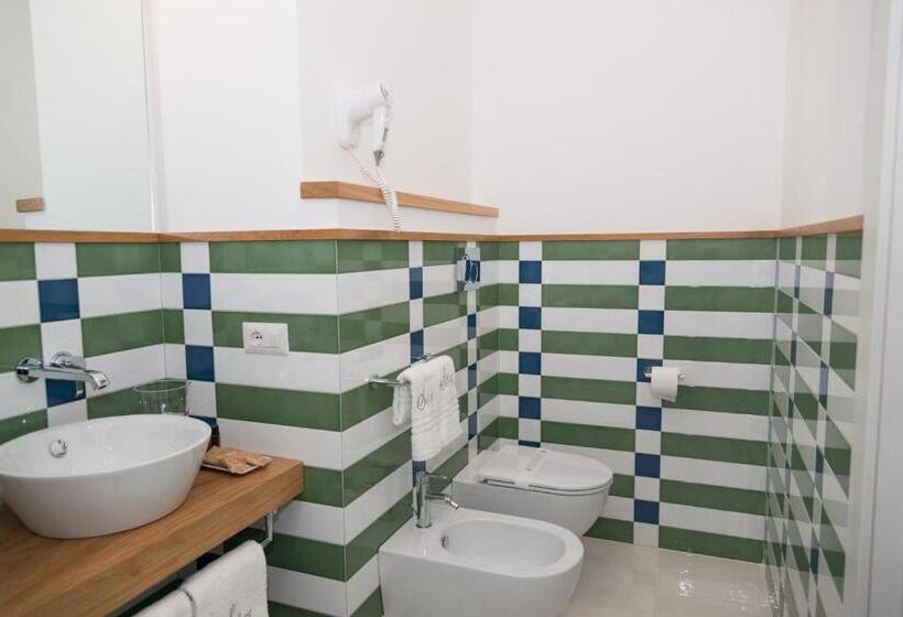 Номер Deluxe с Балконом, Sorrento Stylish Rooms