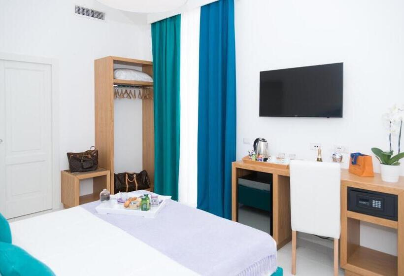 غرفة ديلوكس مزودة بشرفة, Sorrento Stylish Rooms