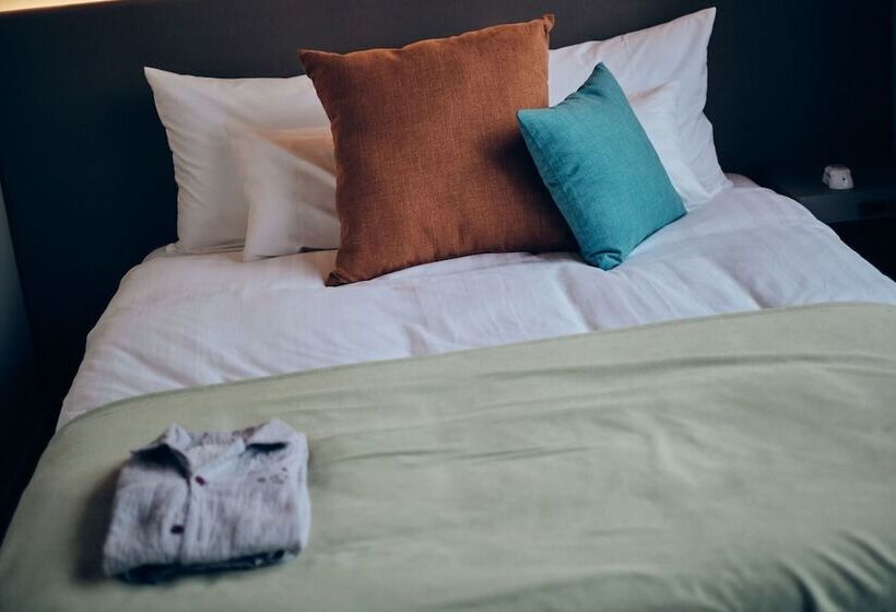 标准间, The Boly Osaka