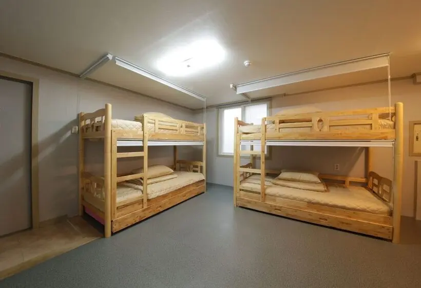 اتاق استاندارد چهار تخته, Mihojae Hostel Busan