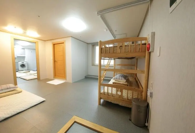 اتاق خانوادگی, Mihojae Hostel Busan