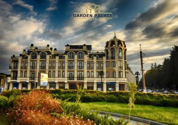 اتاق اکونومی, Garden Palace