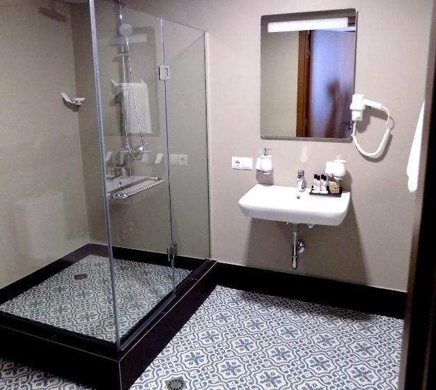 سوییت خانوادگی, Garden Palace