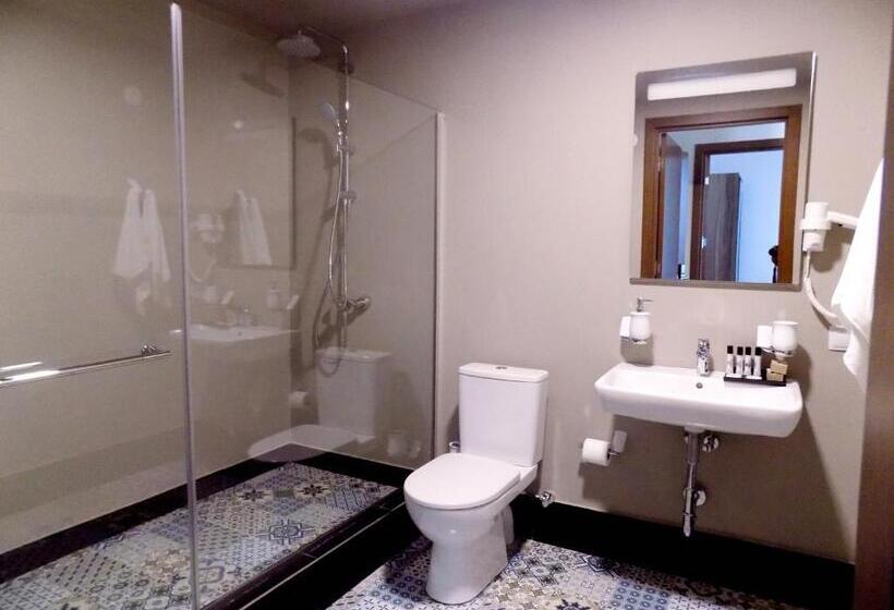 سوییت خانوادگی, Garden Palace