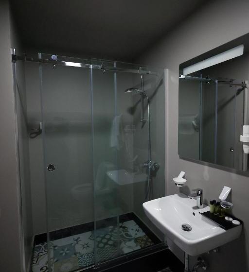 اتاق سوپریور با چشم‌انداز شهر, Garden Palace