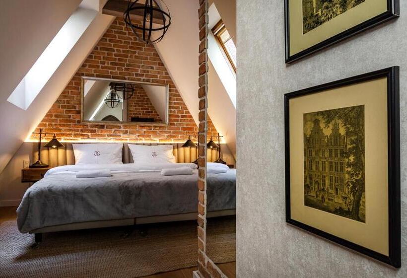 חדר סטנדרט, Gotyk House