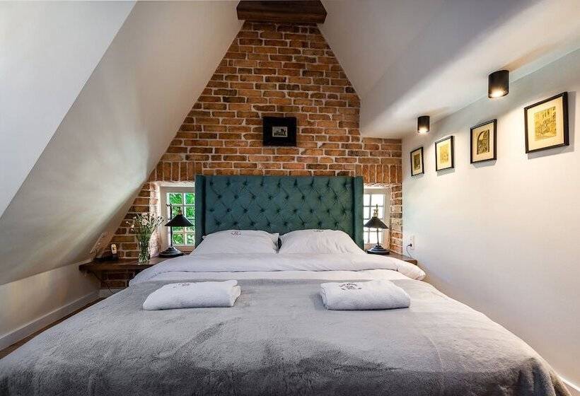 חדר סטנדרט, Gotyk House