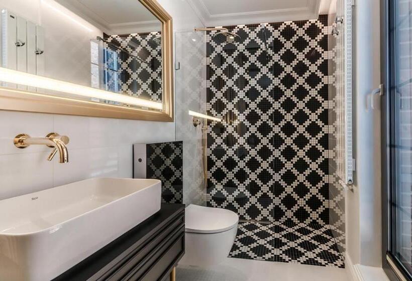 חדר סטנדרט, Gotyk House