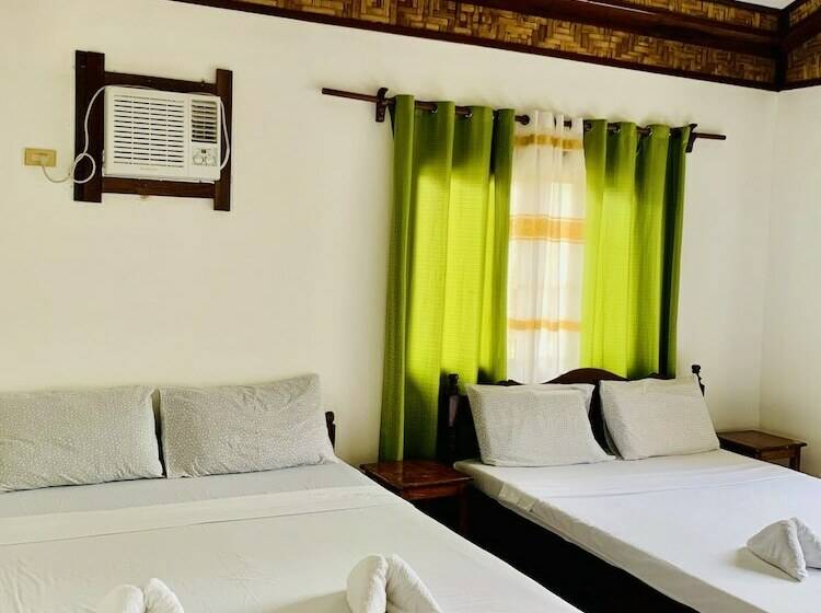 اتاق خانوادگی, Point 303 Resort