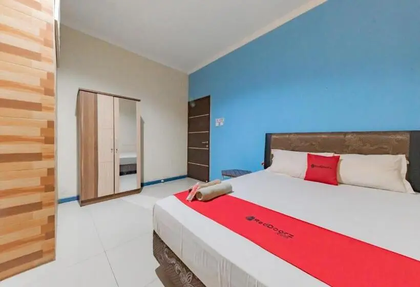 デラックスルーム, Reddoorz Syariah @ Pangeran Suryanata Samarinda