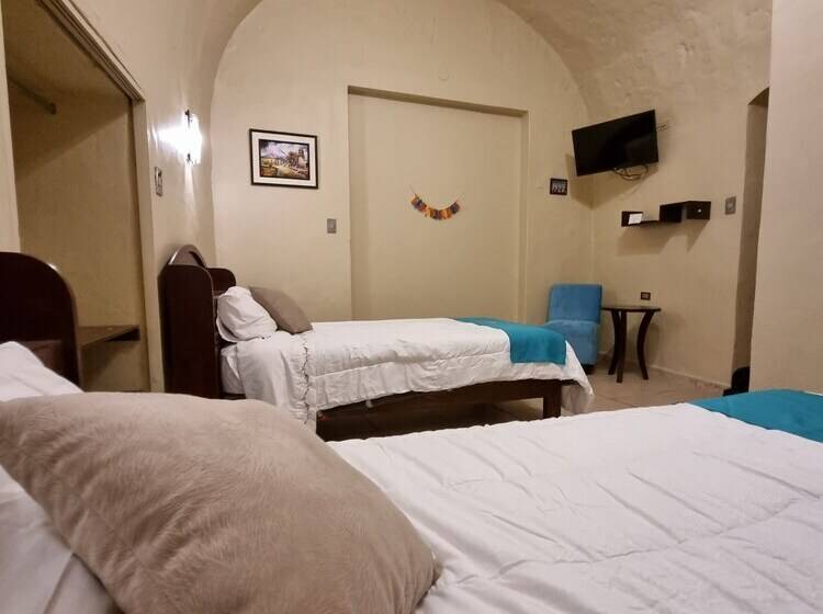 Standart Oda, Casona De Sillar