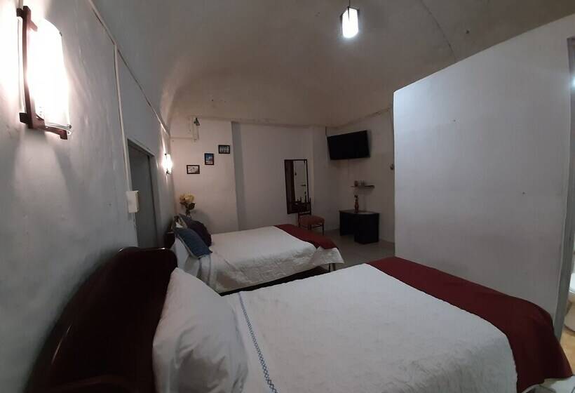 Standart Oda, Casona De Sillar