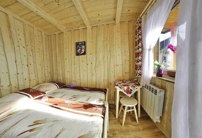 Quarto Triplo Estandar, Willa U Gałów