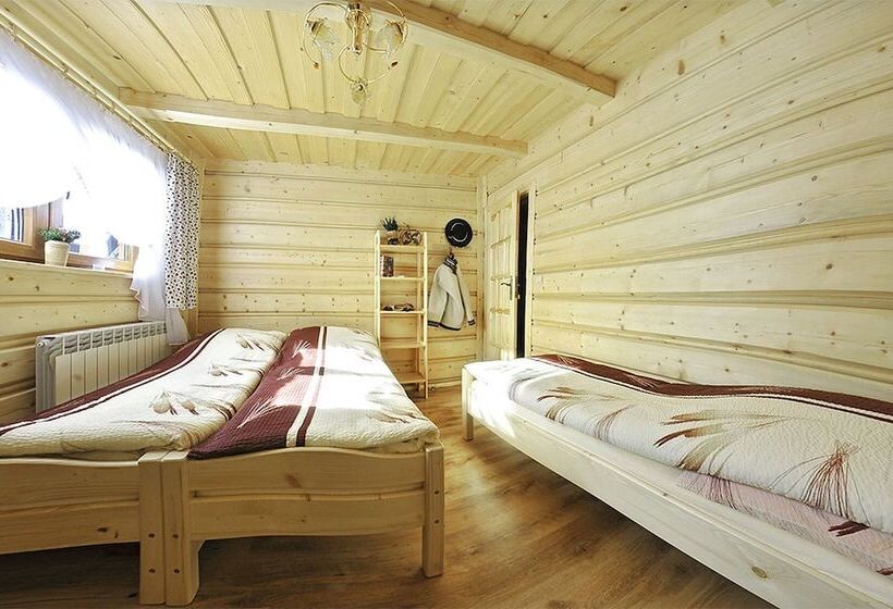 Quarto Quádruplo Estandar, Willa U Gałów