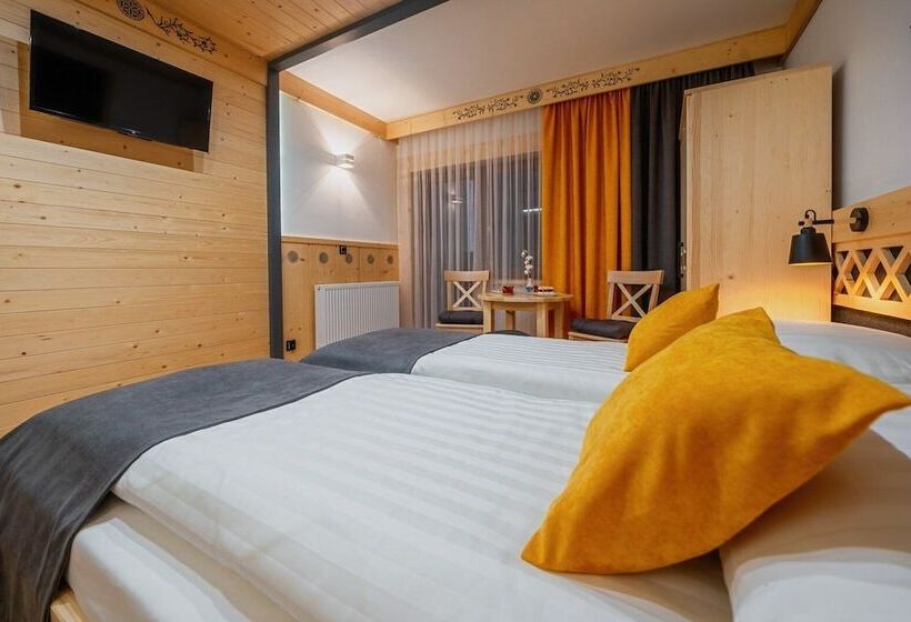 اتاق لوکس سه تخته, Willa U Gałów