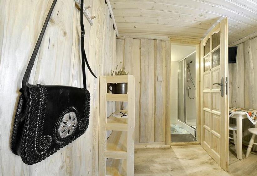 Quarto Triplo Estandar, Willa U Gałów