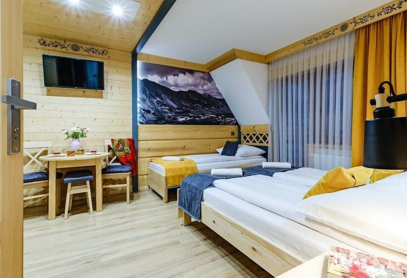Quarto Triplo Deluxe, Willa U Gałów