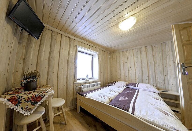 Quarto Triplo Estandar, Willa U Gałów