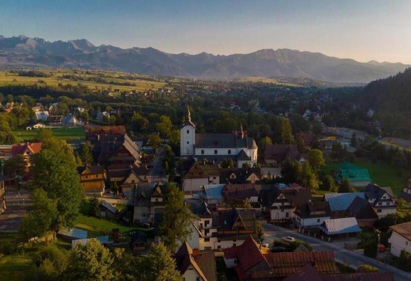 Habitaci�n Est�ndar Abuhardillada, Willa U Gałów