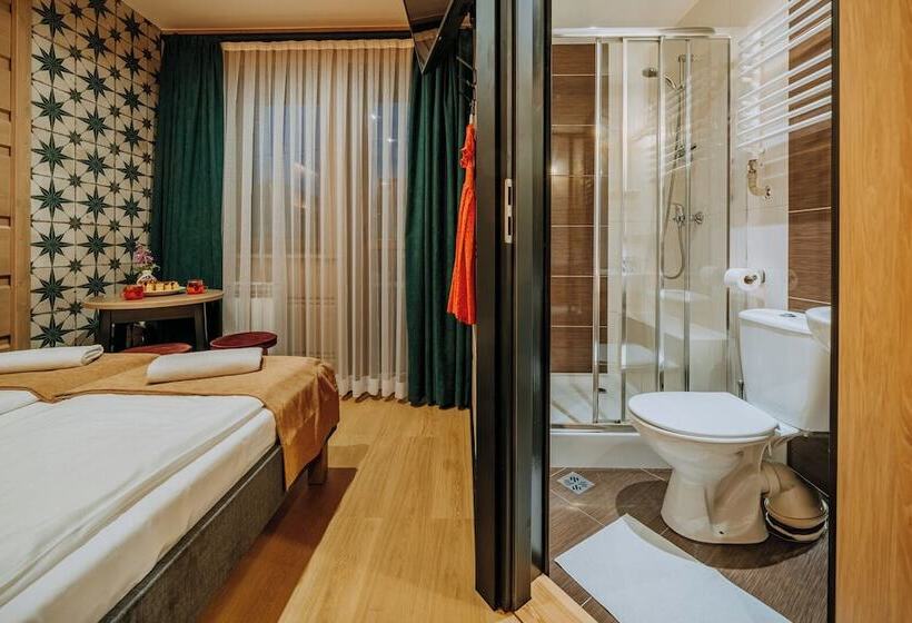 اتاق استاندارد سه نفره, Willa U Gałów