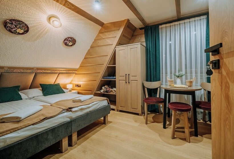 اتاق استاندارد سه نفره, Willa U Gałów