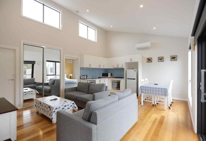 דירת דלוקס 2 חדרי שינה, Apollo Bay Seal Apartments