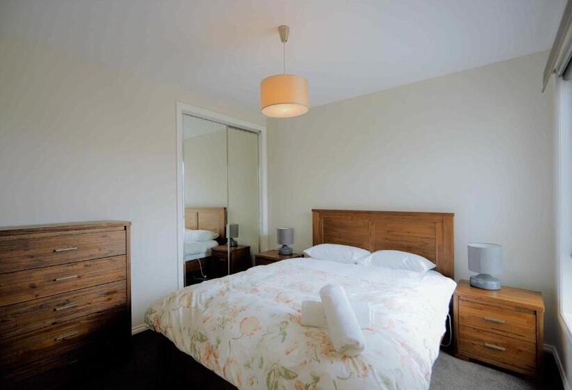 דירת דלוקס 2 חדרי שינה עם נוף לים, Apollo Bay Seal Apartments