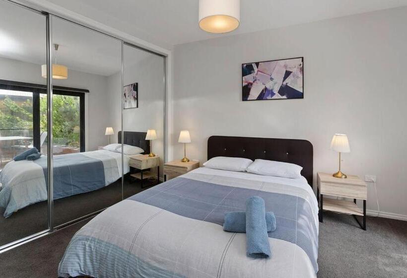 דירת 4 חדרים, Apollo Bay Seal Apartments