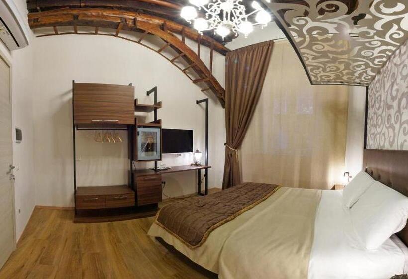 اتاق استاندارد, Duomo Luxury Suites
