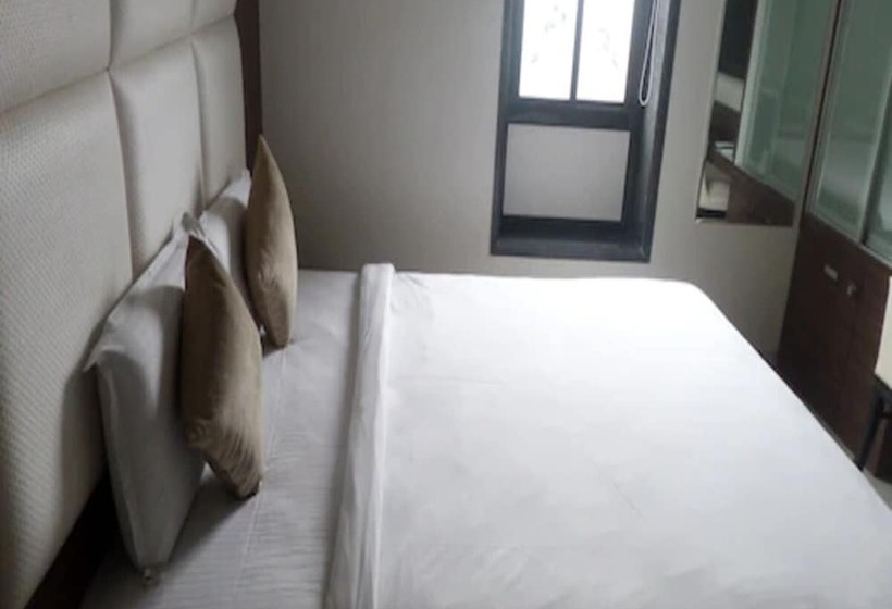 Номер Deluxe, Raj Palace