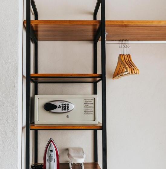 Standard Szoba King Size Bed, The Strabon Tulum