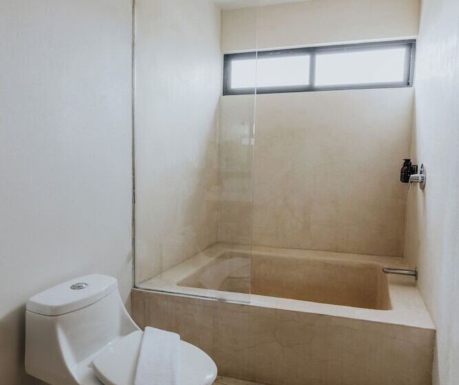 2 Szobás Suite, The Strabon Tulum