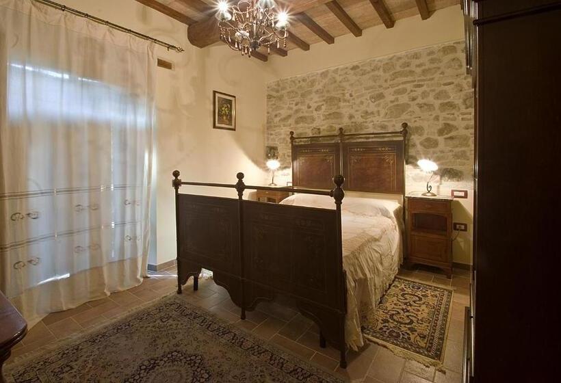 سوئیت خانواده 2 خوابه, Casale Del Monsignore