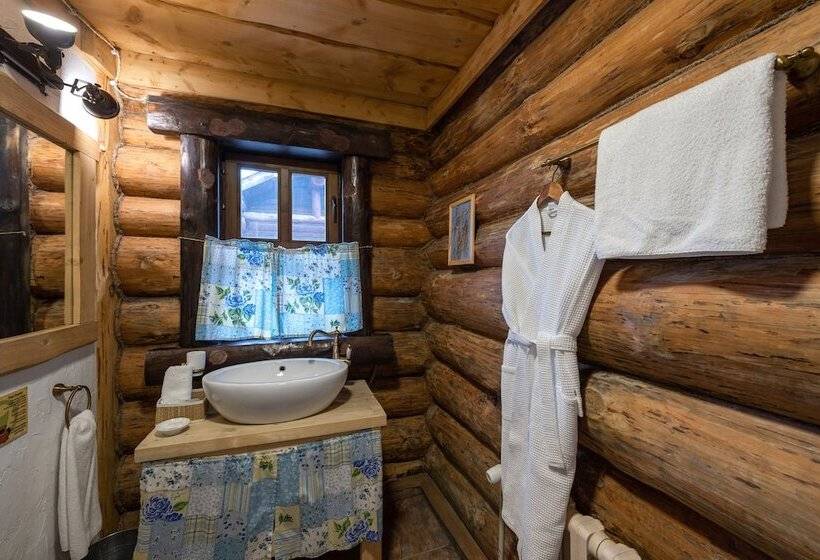 اتاق استاندارد, Ethnocomplex Bobrovaya Dolina