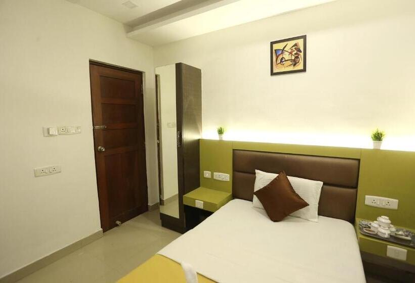 标准单人间, Gm Residency