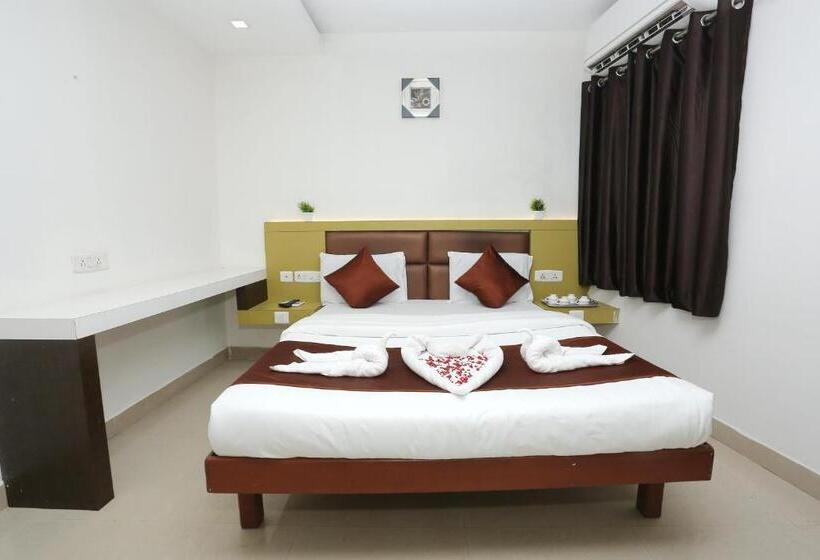 标准间, Gm Residency