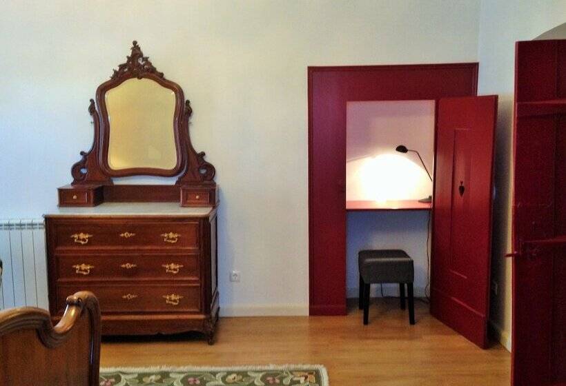 جناح إدارى, Casa Do Peso