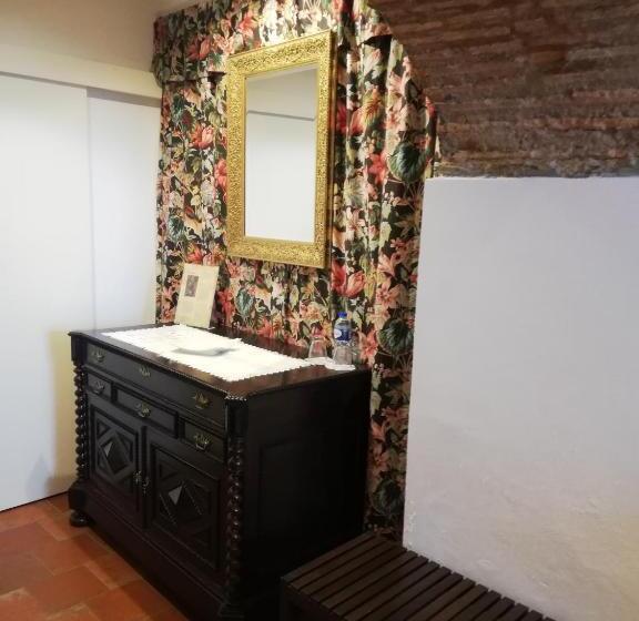 غرفة قياسية, Casa Do Peso