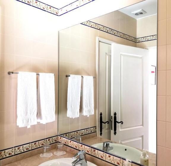 جناح إدارى, Casa Do Peso