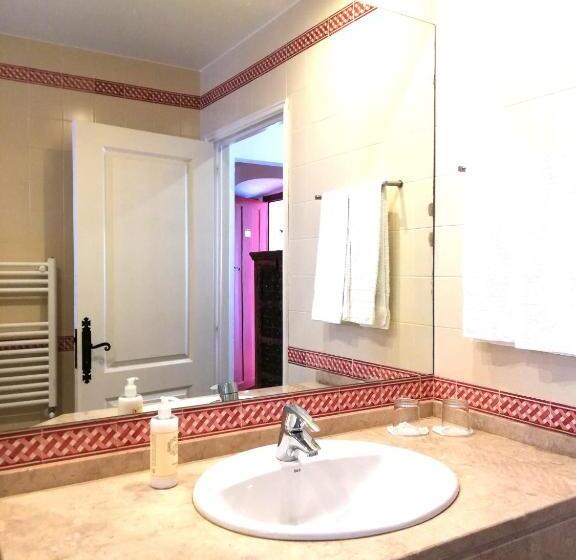 غرفة كومفورت, Casa Do Peso