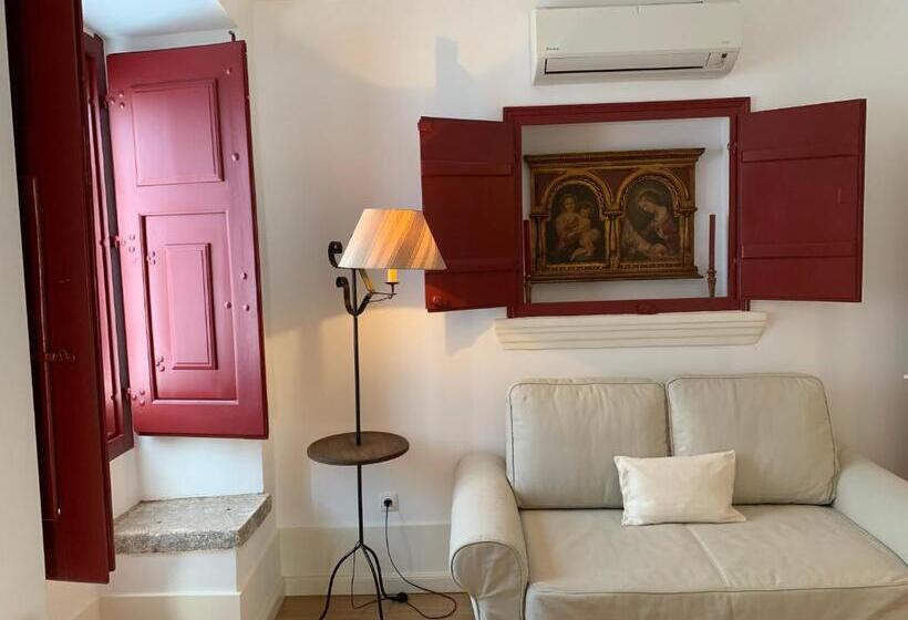 جناح ديلوكس, Casa Do Peso