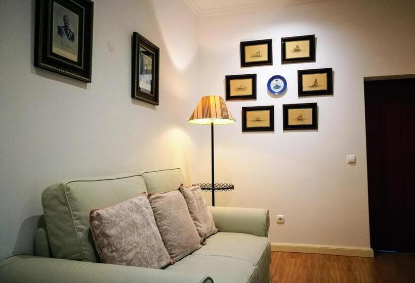 جناح إدارى, Casa Do Peso