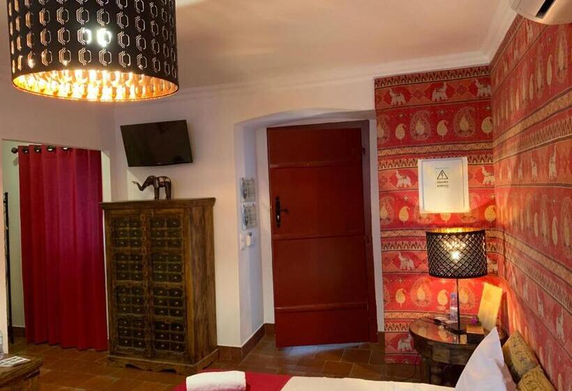 غرفة كومفورت, Casa Do Peso