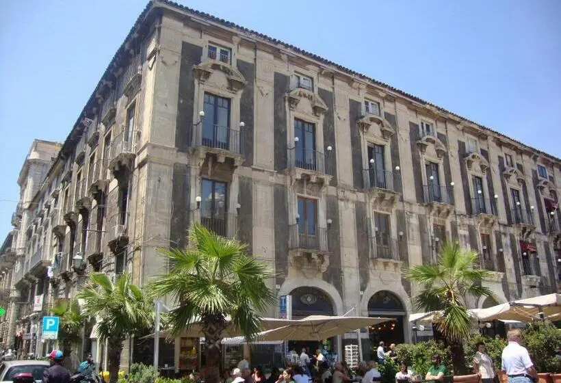 اتاق استاندارد با تخت بزرگ, Tre Stelle Al Duomo