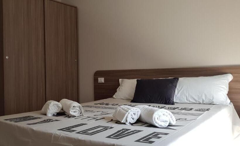 غرفة قياسية, Tre Stelle Al Duomo