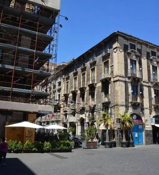 اتاق استاندارد, Tre Stelle Al Duomo